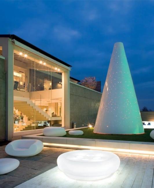 Пуф пластиковый светящийся Bot One Lighting белый Ø1500х450 мм Пуф пластиковый светящийся Bot One Lighting белый Ø1500х450 мм