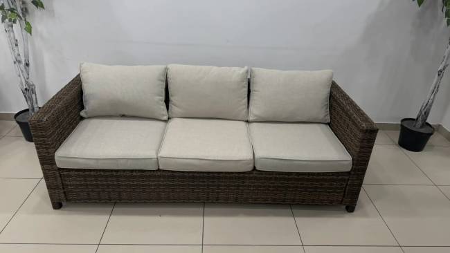 Диван KARL 3-х местный в коричневом цвете