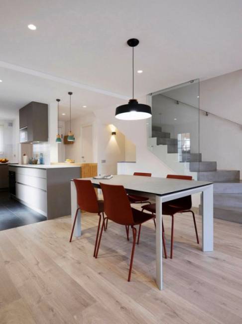 Стул пластиковый X-Treme S Pro кирпично-красный 470х530х800 мм