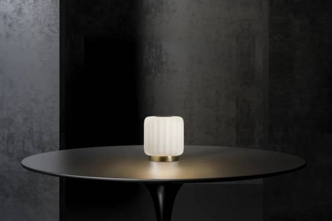 Светильник пластиковый настольный Cordialina Lighting LED белый Ø130х140 мм