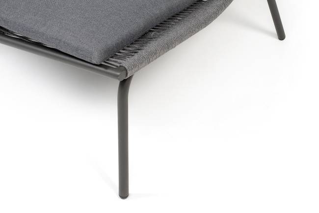 "Авиньон" кресло плетеное из роупа, каркас алюминий серый (RAL7022) муар, роуп серый круглый, ткань темно-серая 027 "Авиньон" кресло плетеное из роупа, каркас алюминий серый (RAL7022) муар, роуп серый круглый, ткань темно-серая 027