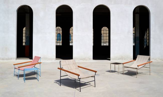 Столик кофейный металлический Dress Code тортора, черный 450х410х400 мм Столик кофейный металлический Dress Code тортора, черный 450х410х400 мм