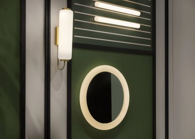 Светильник пластиковый настенный Cordiale Applique Lighting LED белый 220х150х650 мм