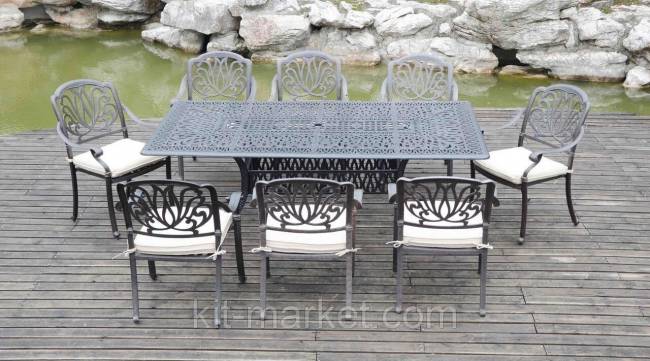 Обеденная группа из литого алюминия Louis VIII Обеденная группа из литого алюминия Louis VIII