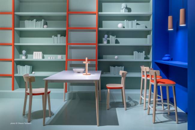 Стул деревянный Folk розовый, беленый ясень, натуральный 450х445х745 мм Стул деревянный Folk розовый, беленый ясень, натуральный 450х445х745 мм