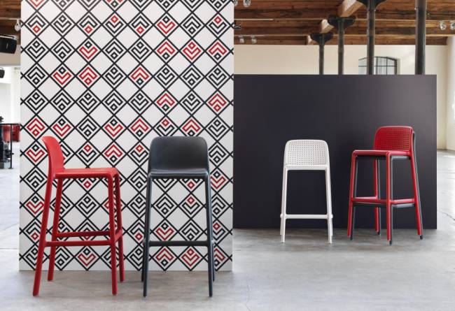 Стул пластиковый полубарный Lido Mini антрацит 475х495х865 мм