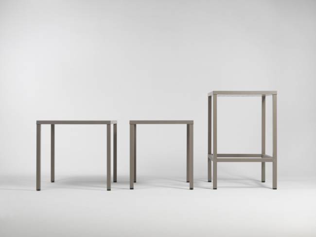 Комплект для увеличения высоты стола Kit Cube 80 High антрацит 800х880х335 мм Комплект для увеличения высоты стола Kit Cube 80 High антрацит 800х880х335 мм