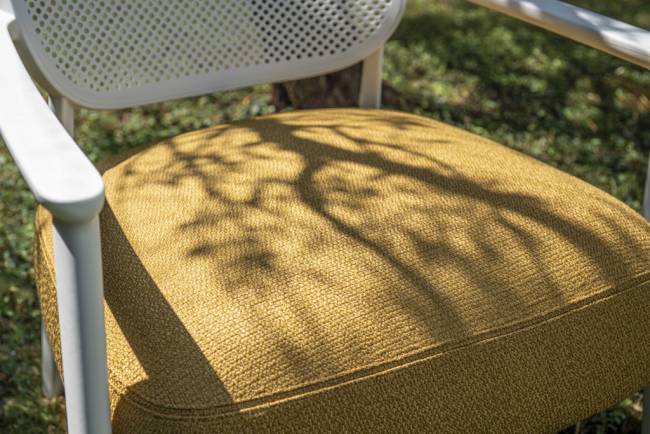 Лаунж-кресло пластиковое Nuta Lounge 685х660х715 мм