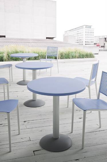 Стол пластиковый Tkitt BTK Ø600х750 мм Стол пластиковый Tkitt BTK Ø600х750 мм