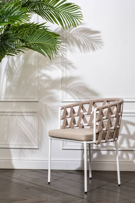 "Диего" стул плетеный из роупа, каркас из стали белый, роуп бежевый круглый, ткань бежевая