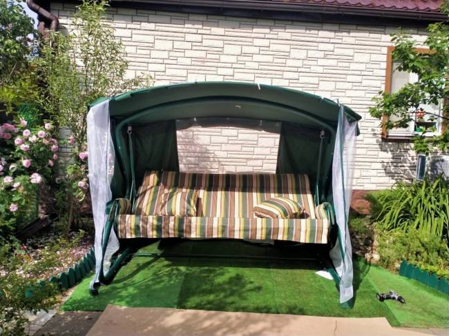 Качели садовые "Империя" 4-х местн. (Зеленые) Качели садовые "Империя" 4-х местн. (Зеленые)