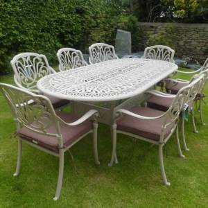 Белая мебель из литого алюминия Alexander VIII