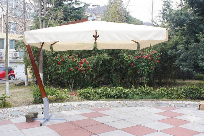 Садовый зонт квадратный с боковым кантом Кремовый