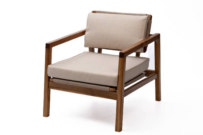 Кресло из акации CALISTO  Joygarden