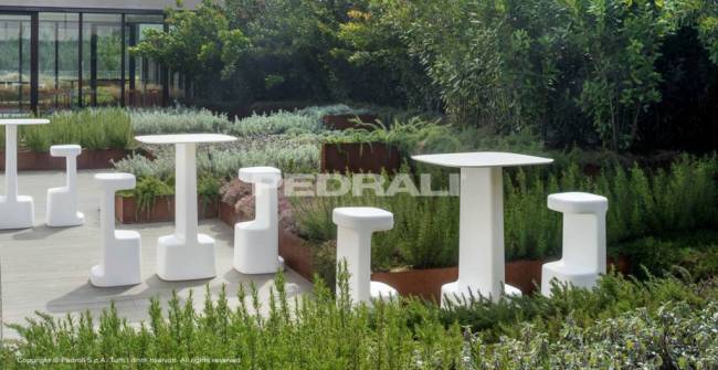 Табурет пластиковый барный Serif антрацит 350х385х750 мм