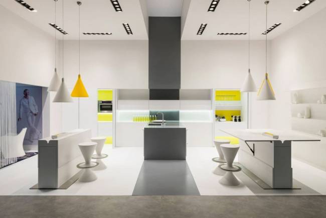 Светильник пластиковый подвесной Juxt Standard 410х330х500 мм Светильник пластиковый подвесной Juxt Standard 410х330х500 мм