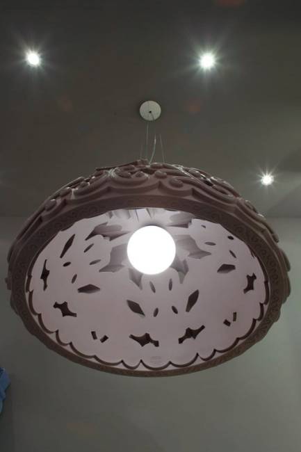 Светильник пластиковый подвесной Dame Of Love Standard Ø1000х540 мм