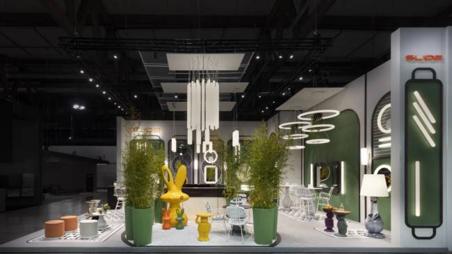 Светильник пластиковый напольный Ottocento Lamp Special арабескато, белый Ø600х1700 мм