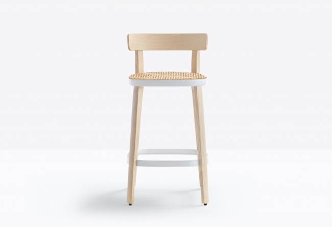 Стул деревянный полубарный Folk белый, беленый ясень, натуральный 430х425х870 мм