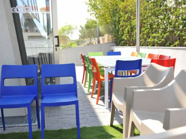 Стул пластиковый Sai оранжевый 480х510х820 мм