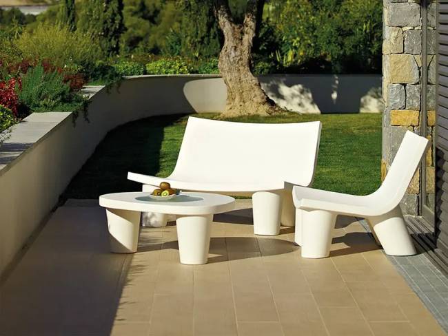 Столик пластиковый журнальный Low Lita Table Standard 900х740х350 мм