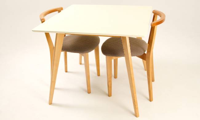 Стол Arki М 100 натур/слоновая кость со стульями Франк ПМ натур/гусиная лапка