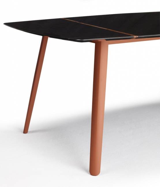 Стол мраморный Squid M терракотовый, черный мрамор Сахара Нуар 2090х1080х740 мм