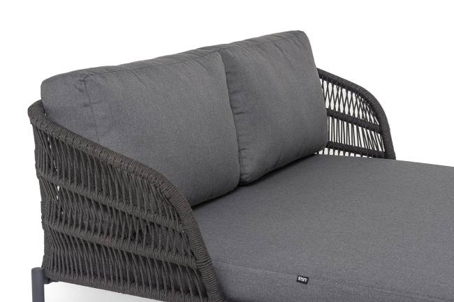 "Позитано" лежак плетеный из роупа, каркас алюминий темно-серый (RAL7024) муар, роуп темно-серый круглый, ткань темно-серая 027