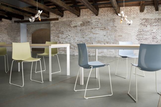 Стул пластиковый Kanvas S черный 500х500х790 мм