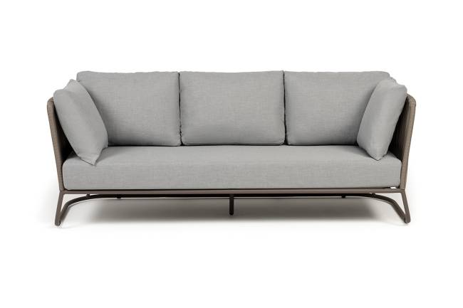 "Багамы" диван 3-местный плетеный из роупа, каркас алюминий бежево-серый (RAL7006) муар, роуп серо-коричневый 23мм, ткань светло-серая "Багамы" диван 3-местный плетеный из роупа, каркас алюминий бежево-серый (RAL7006) муар, роуп серо-коричневый 23мм, ткань светло-серая