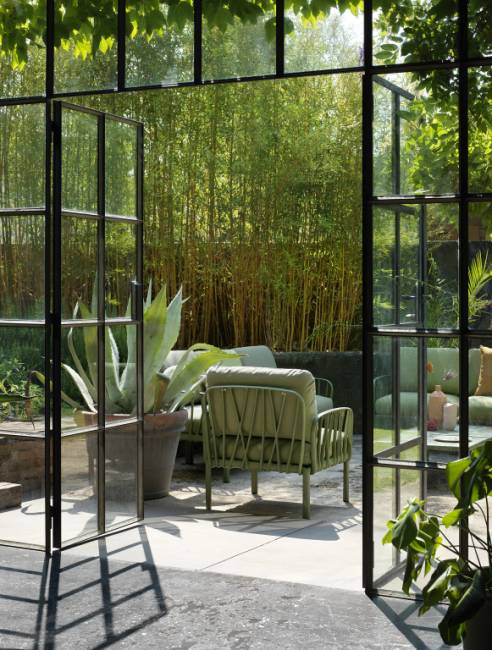 Диван пластиковый с подушками Komodo 3 агава, джунгли 2160х780х880 мм