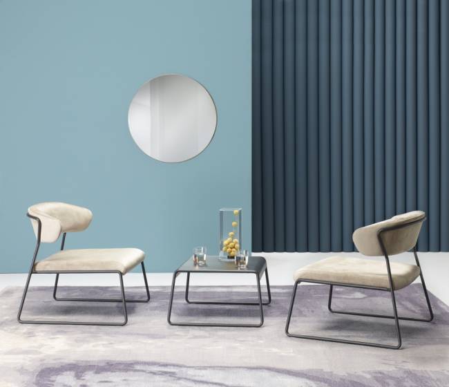 Пуф с обивкой Lisa Lounge Pouf антрацит, слоновая кость 630х550х350 мм