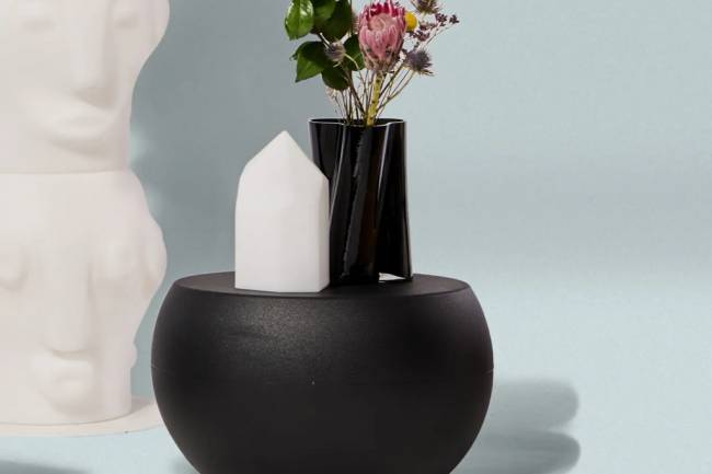 Светильник пластиковый настольный Kristal Lighting белый 360х360х500 мм