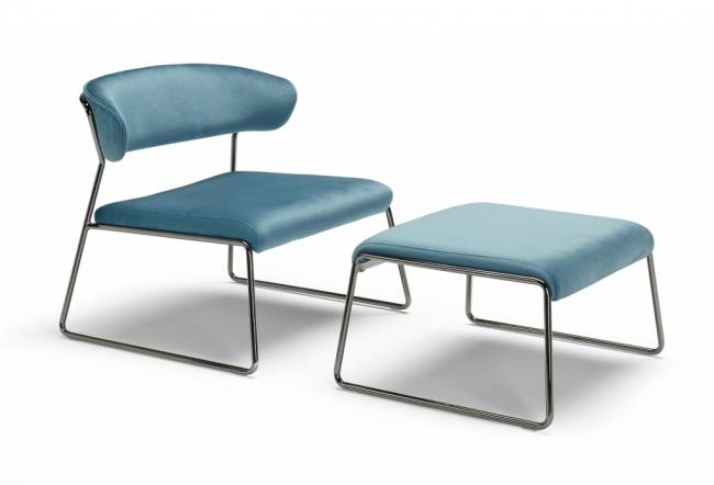 Пуф с обивкой Lisa Lounge Pouf черный глянцевый никель, голубой 630х550х350 мм