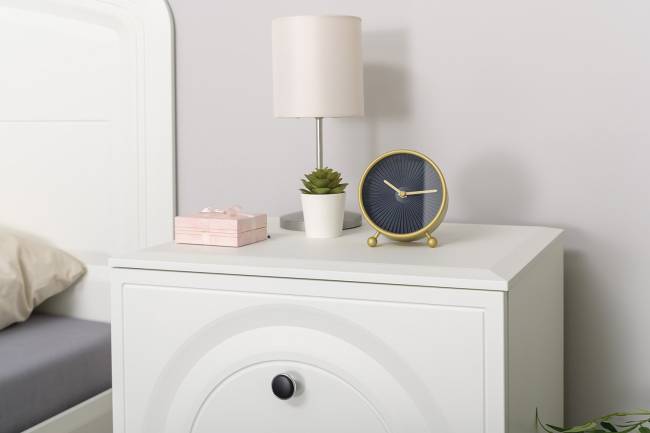 Комплект белой мебели для спальни Валенсия № 35 цвет белый шагрень/чёрный