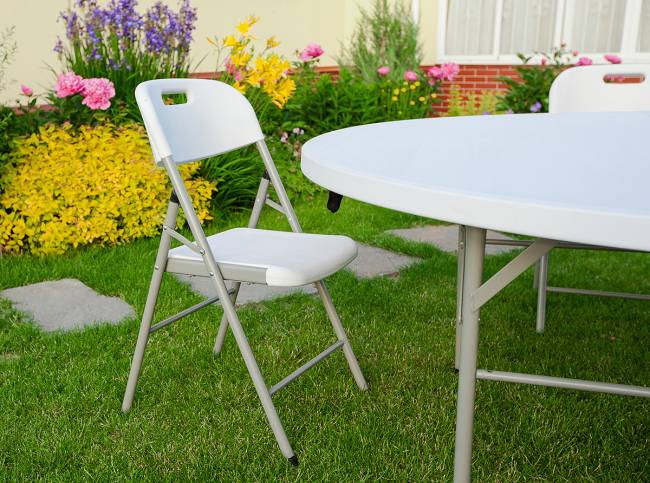 Стул складной пластиковый Angioletto