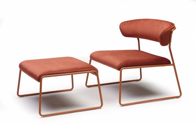 Пуф с обивкой Lisa Lounge Pouf терракотовый, красный 630х550х350 мм