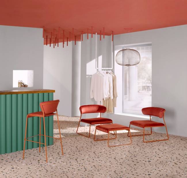 Пуф с обивкой Lisa Lounge Pouf терракотовый, красный 630х550х350 мм