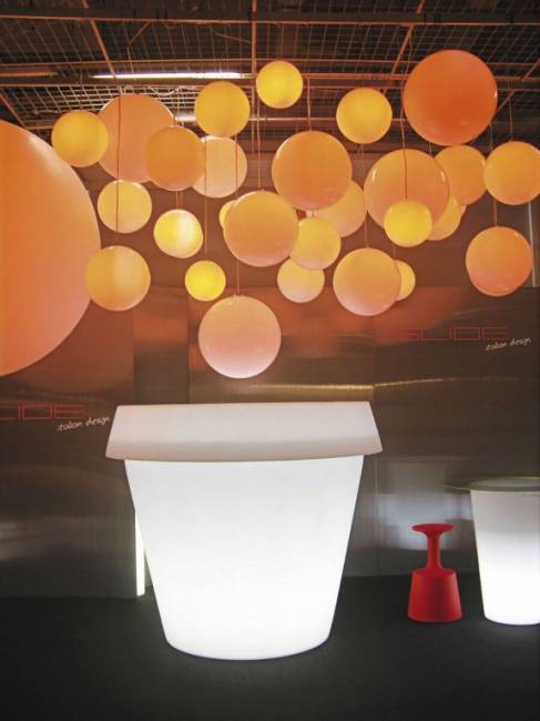 Кашпо пластиковое светящееся Big Gio Lighting белый Ø1450х1430 мм