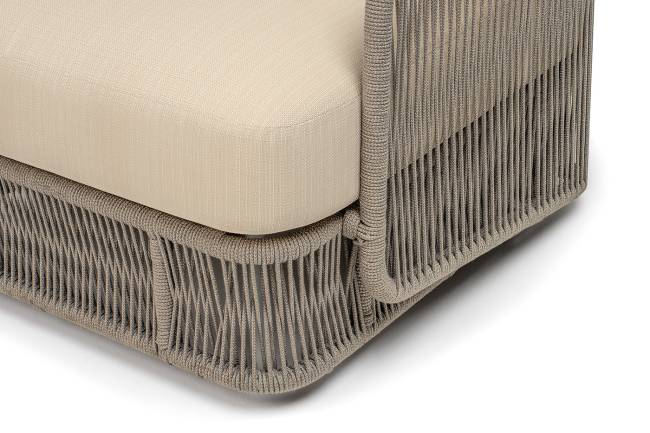 "Альбано" кресло плетеное из роупа, каркас алюминий светло-серый (RAL7035) муар, роуп серый меланж круглый, ткань Mossle светло-бежевая "Альбано" кресло плетеное из роупа, каркас алюминий светло-серый (RAL7035) муар, роуп серый меланж круглый, ткань Mossle светло-бежевая