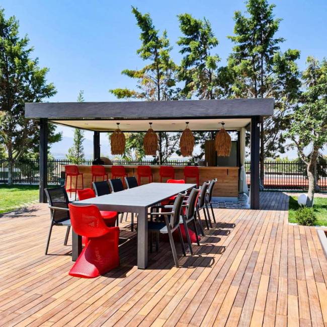 Кресло пластиковое Pacific черный 570х620х900 мм