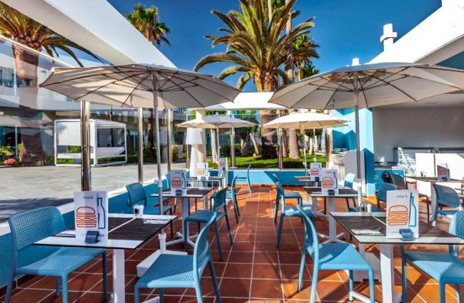 Стул пластиковый Bora Bistrot голубой 490х540х830 мм