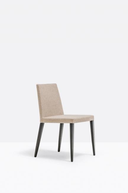 Стул деревянный мягкий Dress венге, бежевый 500х520х820 мм Стул деревянный мягкий Dress венге, бежевый 500х520х820 мм