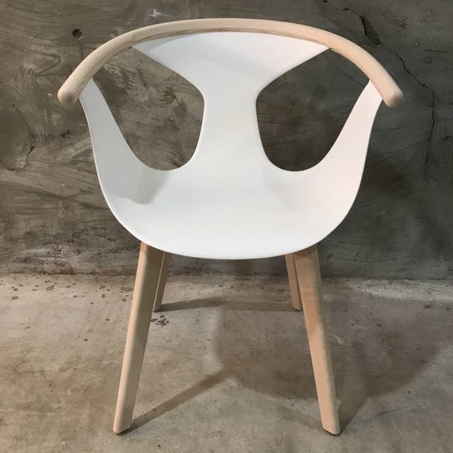 Кресло пластиковое Fox беленый ясень, белый 605х530х790 мм