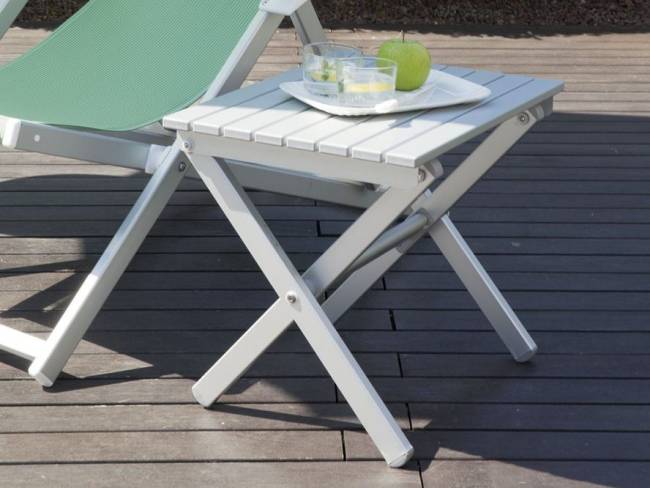 Столик металлический складной кофейный Small Table серебристый 510х380х440 мм