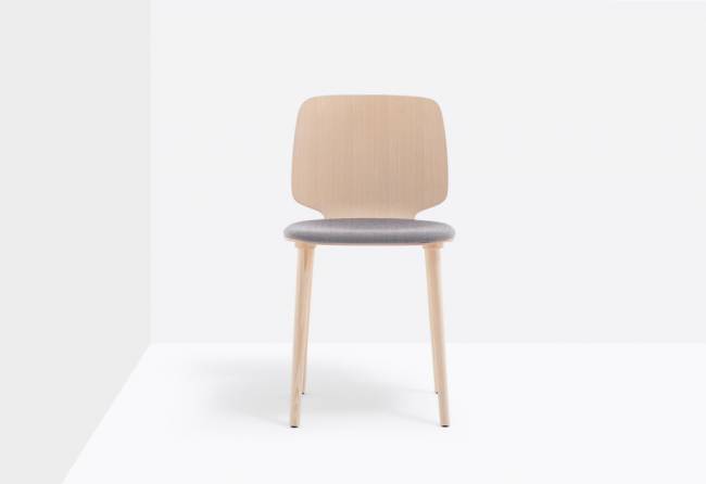 Стул деревянный с мягким сиденьем Babila 440х525х790 мм Стул деревянный с мягким сиденьем Babila 440х525х790 мм