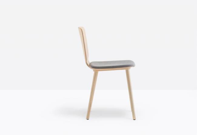 Стул деревянный с мягким сиденьем Babila 440х525х790 мм Стул деревянный с мягким сиденьем Babila 440х525х790 мм