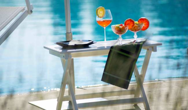 Столик металлический складной кофейный Small Table серебристый 710х380х490 мм