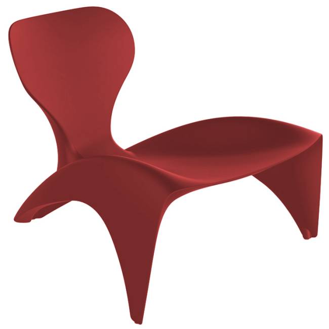 Лаунж-стул пластиковый Isetta Lacquered матовый красный 780х860х620 мм