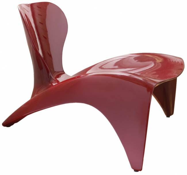 Лаунж-стул пластиковый Isetta Lacquered матовый красный 780х860х620 мм